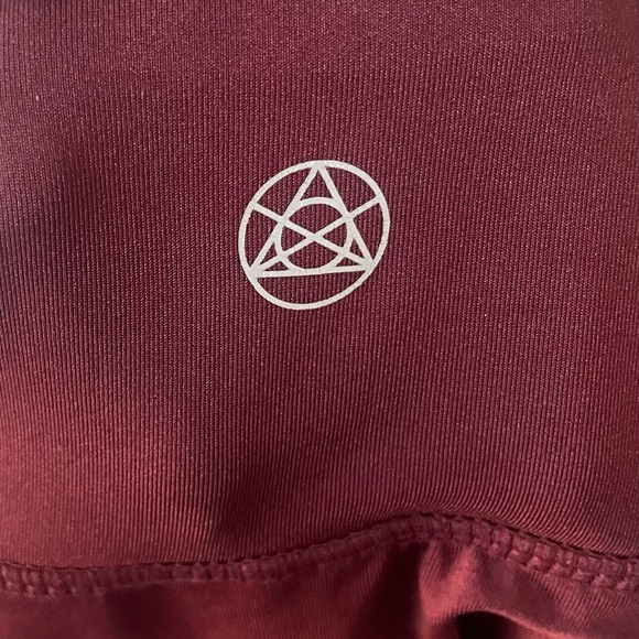 TSLA mini athletic skirt - Picture 3 of 5